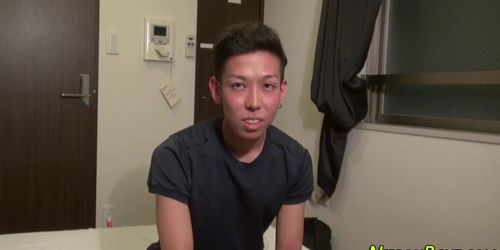 Asian twink milks himself