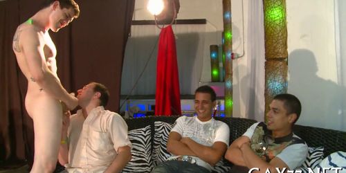 boy loves to suck dick