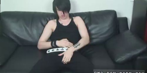 Homo emos gays This week we get another ubersexy video 