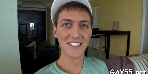 He cant even fit half this