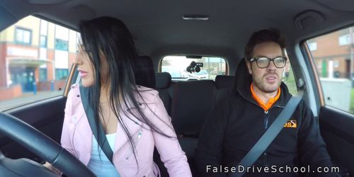 Brunette cock sucker in driving school