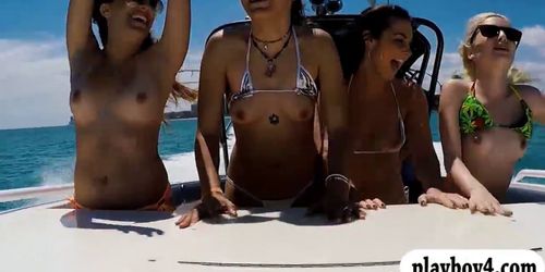 Amateur college teens sucking and fucking on speedboat