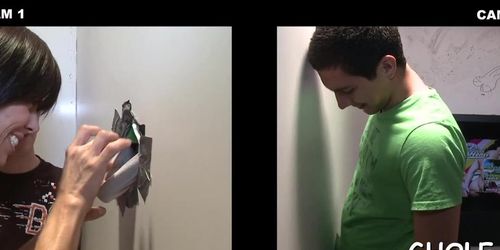 Blowing gay cock in a gloryhole