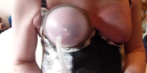 CD Mature pumping your Tits