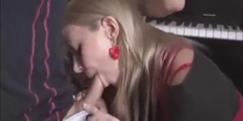 Cute french gf sucking cock on piano part5