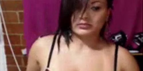 Dark Haired Latina Slut on Webcam