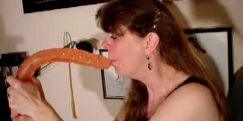 deepthroat fuck dildo big long deepest (2)