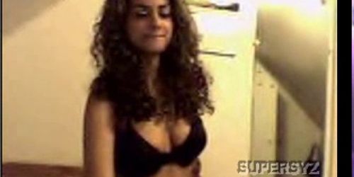 Arabic girl on cam