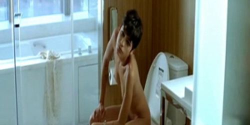 Omahyra Mota female nude and sex scene