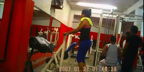 RICO CULITO REDONDITO  Y VIRGEN EN MI GYM