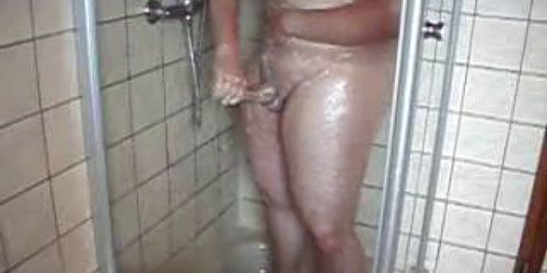 Wixen beim Duschen - jerking in shower