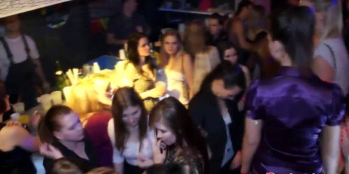 Gushing amateur eurobabes party hard in club