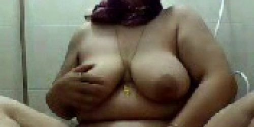 Bbw fat arabian on webcam