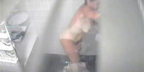 Hidden Cam - BBW MILF in the shower