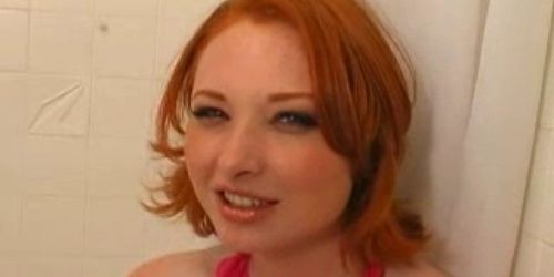 red head loves gagging