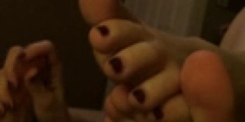 POV handjob with some FEET IN YA FACE!