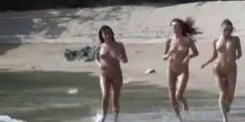 Nudist beach girls posing