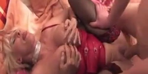 HORNY BUSTY CHUBBY GERMAN  MOM CAUGHT HER...  -B$R