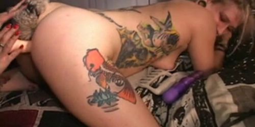 Anal Victory Tattoo cuties finally jam in ass plug