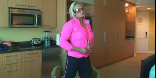 Hot Blond Woman with big muscles