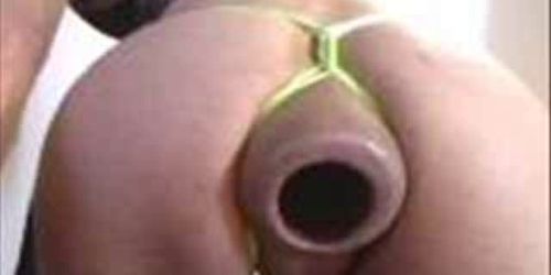 exhibitionist whore with giant plug extreme anal