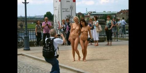 CMNF - Public Nudity Girls