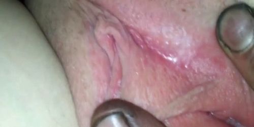 Amateur girlfriend getting to cum hard as I fuck her pu