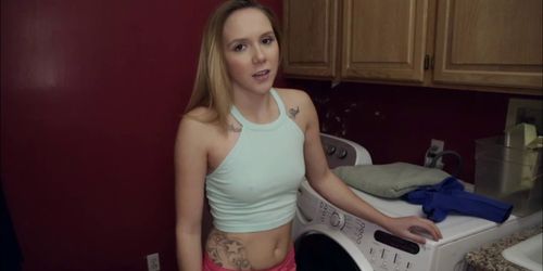 Hollie Mack gives stepbro blowjob in laundry room