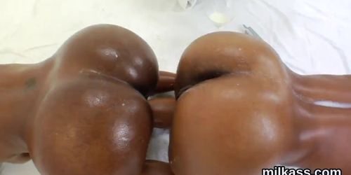 Unusual lesbians fill up their huge asses with cream an