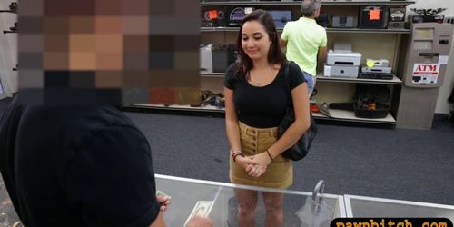 College girl railed by nasty pawn dude at the pawnshop