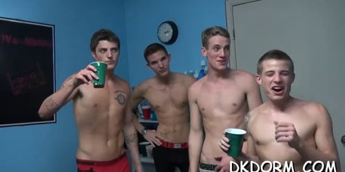 Hunks like to engulf peckers