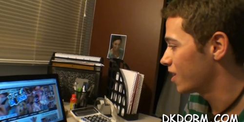 Hunk sucks dick and fucks ass