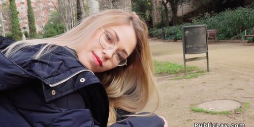 Blonde in pantyhose fucks in bushes