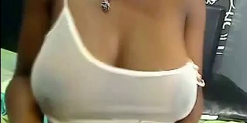 Ebony Girl Show Off Her Breast On Webcam