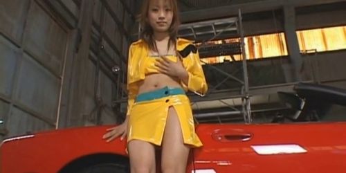 Nude nipponese diva misaki ueno is fingering her tight 