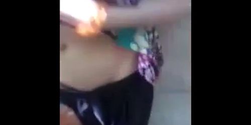 pakistani girl showing fat pussy outdoor