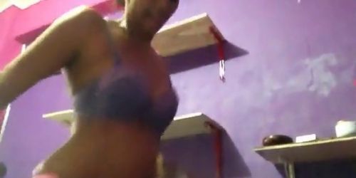 22 Slim tamil girl ride on the her bf with loud 