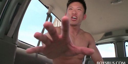 Straight Asian dude gets gay cock sucked in the bus