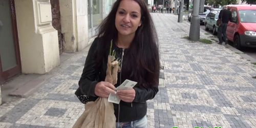 Euro girlnextdoor sucking cock for cash