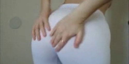 Hot babe cameltoe in white tight yoga pants tease