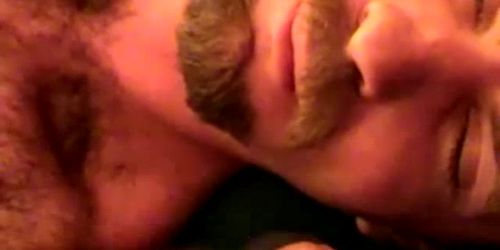 Mature dudes who like creamy facials