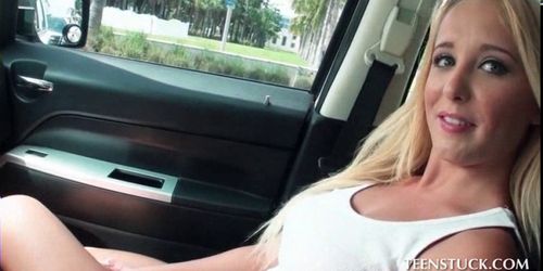 Cute blonde flashing sexy tits to get free ride