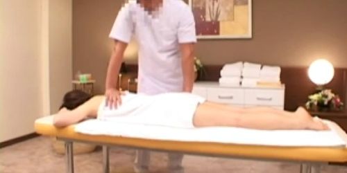 Asian OL fake massage 4