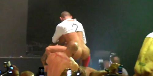 Wild gay sex for all to see