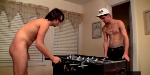 Cigarette smoking twinks In an almost even play by play