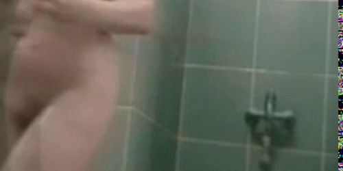 shower hiddencam