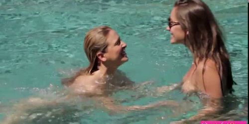 Learn from two pro lesbian Cherie and Dani on how to do