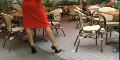 High Heels Walk in der Stadt