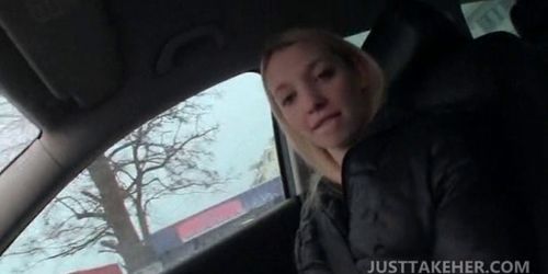 Blonde gets picked up and paid to get fucked