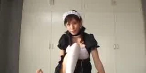 Japanese Hotel Maid wake me up